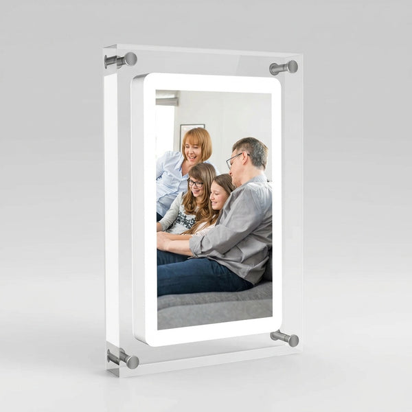 A real frame for real memories
